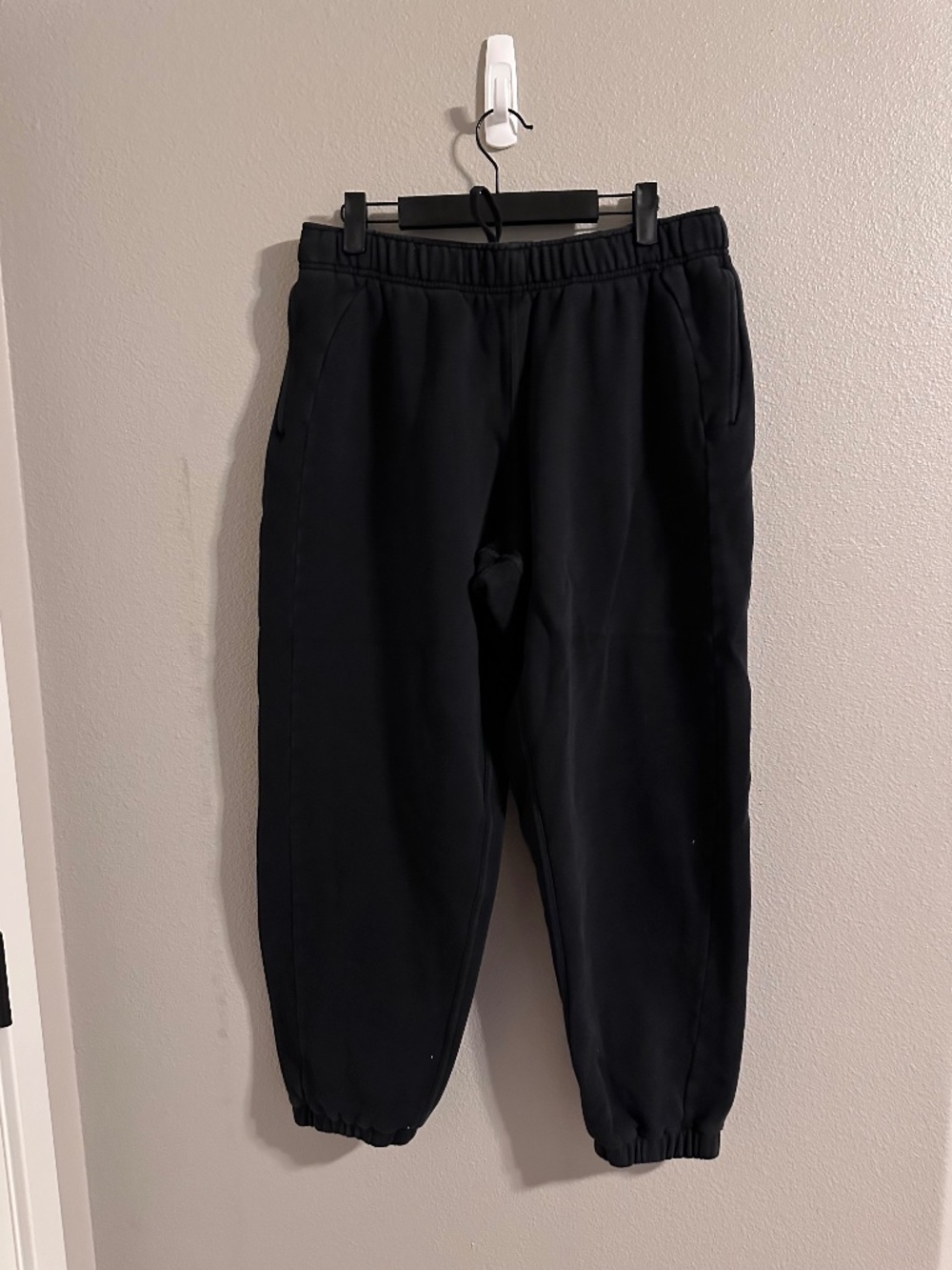 LULULEMON Scuba Mid-Rise Oversized-Fit Joggers | Black | Size L